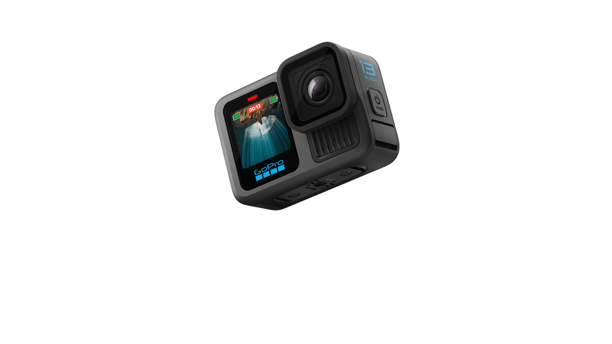 GoPro HERO13 Black vista trasera mostrando pantalla táctil y controles