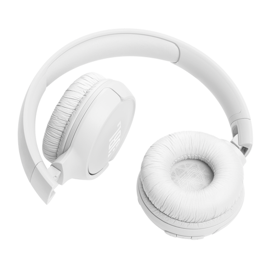 Audífonos JBL Tune 520BT desplegados mostrando rango de ajuste completo
