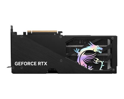 MSI GeForce RTX 5060 Gaming Trio OC vista angular superior con disipador