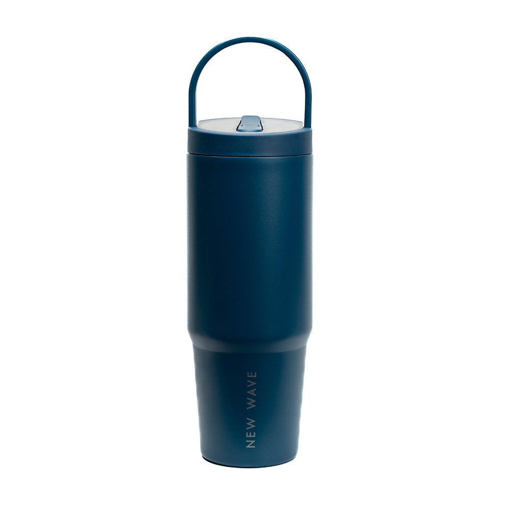 Vista lateral del tumbler New Wave mostrando agarradera ergonómica y capacidad 30oz