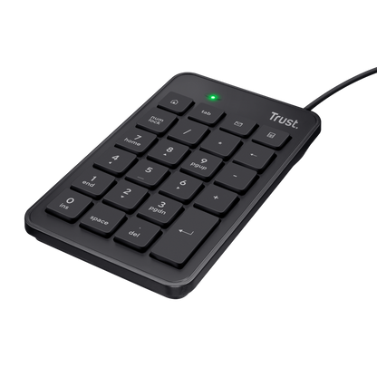 Detalle de conexión USB del teclado numérico Trust Xalas con cable integrado