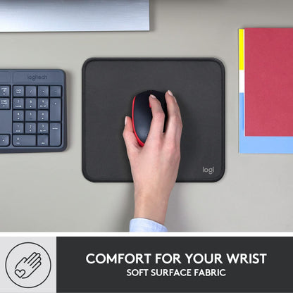 Bordes rematados y acabados del Mouse Pad Logitech Studio Series
