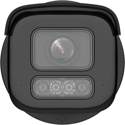 Cámara de seguridad Hikvision 4MP vista lateral mostrando diseño resistente IP67 para exteriores