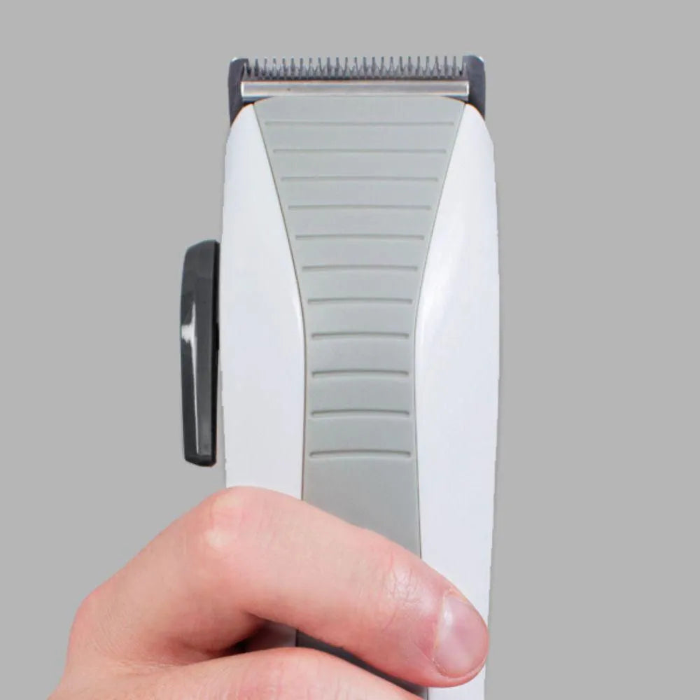 Cortadora de Cabello Remington HC4050 (110) F | 22 Piezas Incluidas | Cuchillas de Acero Inoxidable Autoafilables | Uso con Cable | Kit Familiar Completo