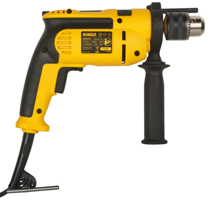 Taladro percutor DEWALT DWD024-B3 vista lateral con mango