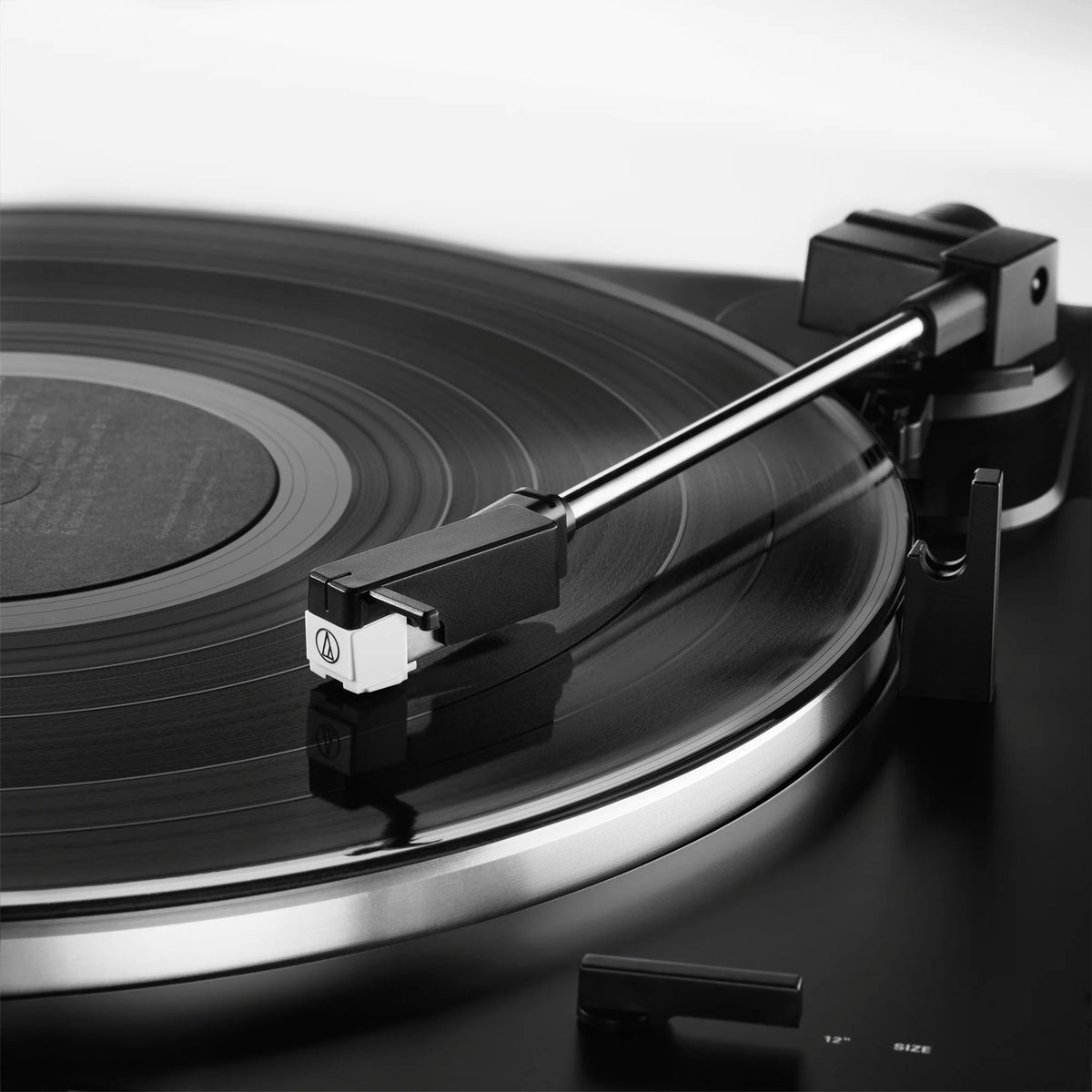 Audio-Technica Tocadiscos Automático BT Negro, AT-LP60XBT-BK