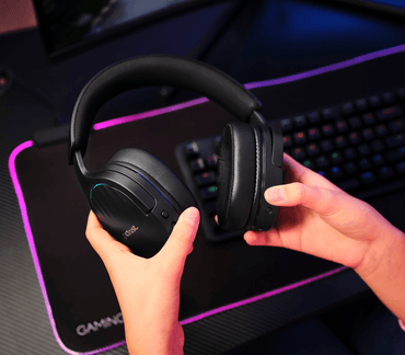 Headset Trust Fayzo GXT 491 gaming con iluminación RGB encendida