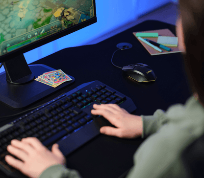 Detalle iluminación LED multicolor del mouse gaming Trust GXT 109 Felox