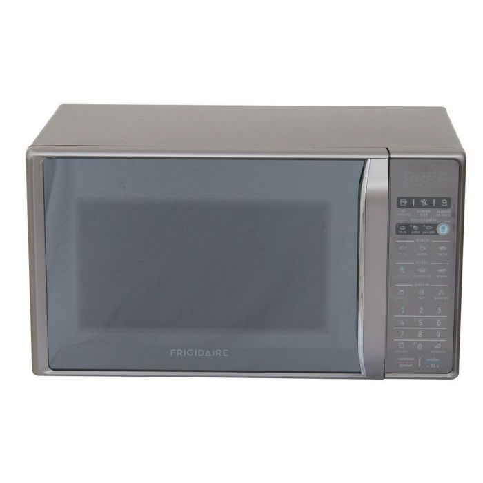 Microondas Frigidaire FMDO17S3GSPG | 0.6 ft³ | 700W | Panel digital